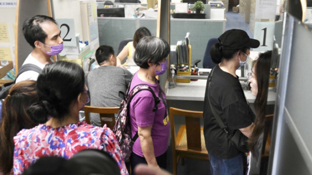 工会指过百员工遭欠薪 工会指过百员工遭欠薪