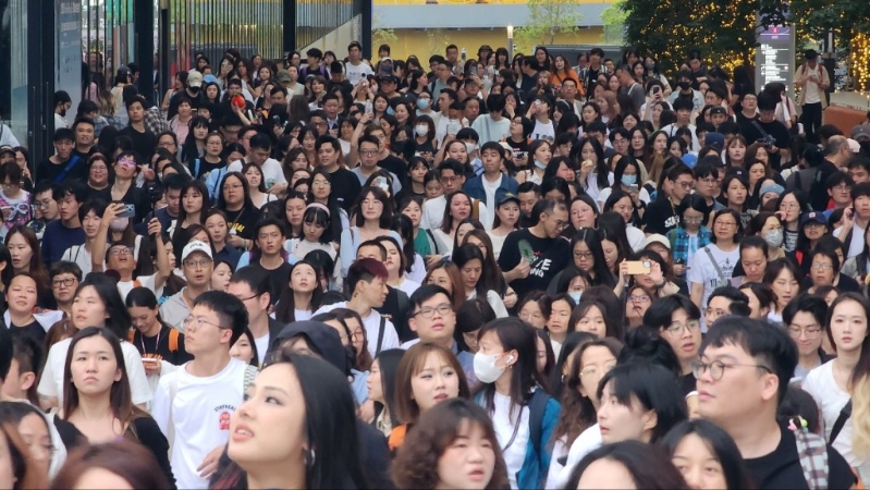 田北辰听闻七成观众是内地游客,且不会即日来回。 田北辰听闻七成观众是内地游客,且不会即日来回。