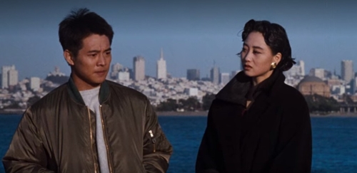 利智与李连杰于1988年因拍《龙在天涯》而结缘。 利智与李连杰于1988年因拍《龙在天涯》而结缘。