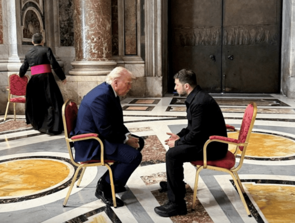 特朗普日前与泽连斯基通再电话,讨论俄乌停火事宜。 路透社 特朗普日前与泽连斯基通再电话,讨论俄乌停火事宜。 路透社