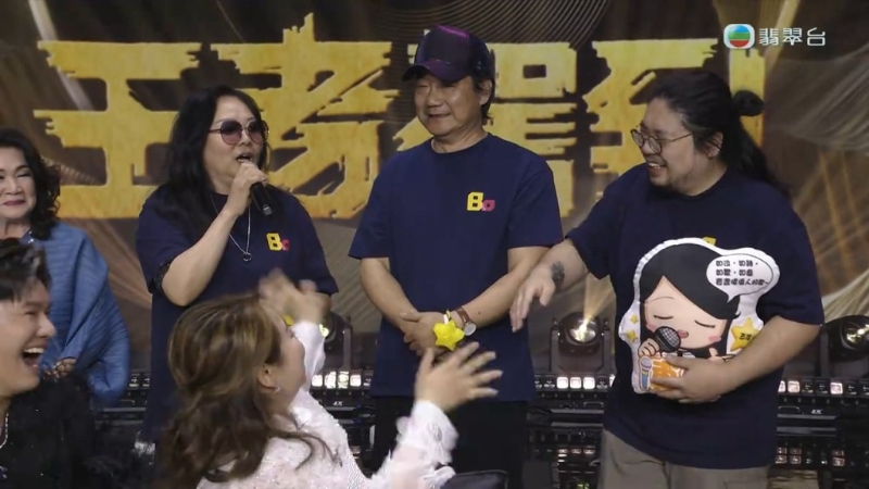 黄博妈妈 黄博妈妈