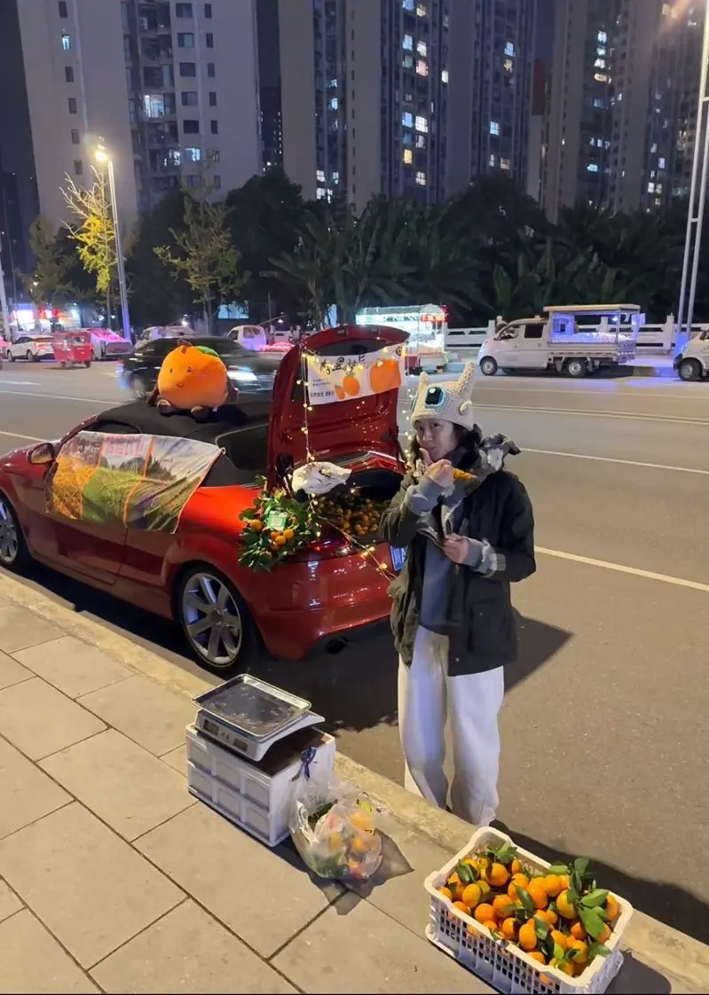 就业困难下,许多年轻人倾向灵活的摆摊创业。小红书 就业困难下,许多年轻人倾向灵活的摆摊创业。小红书