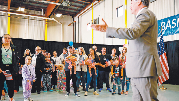 美国副国务卿兰道 美国副国务卿兰道