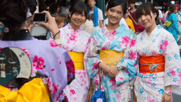 日本再传出女游客入住酒店房间惊吓事件。 日本再传出女游客入住酒店房间惊吓事件。