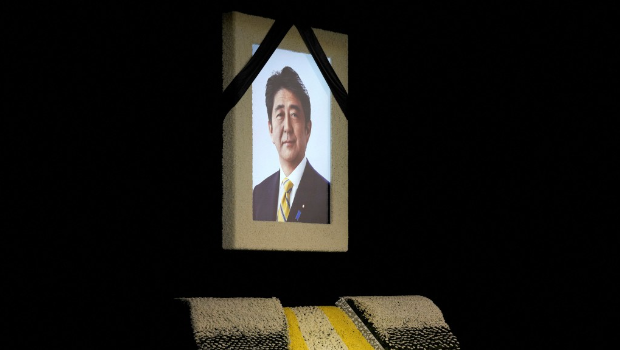 安倍晋三遇刺身亡震惊全球。 安倍晋三遇刺身亡震惊全球。