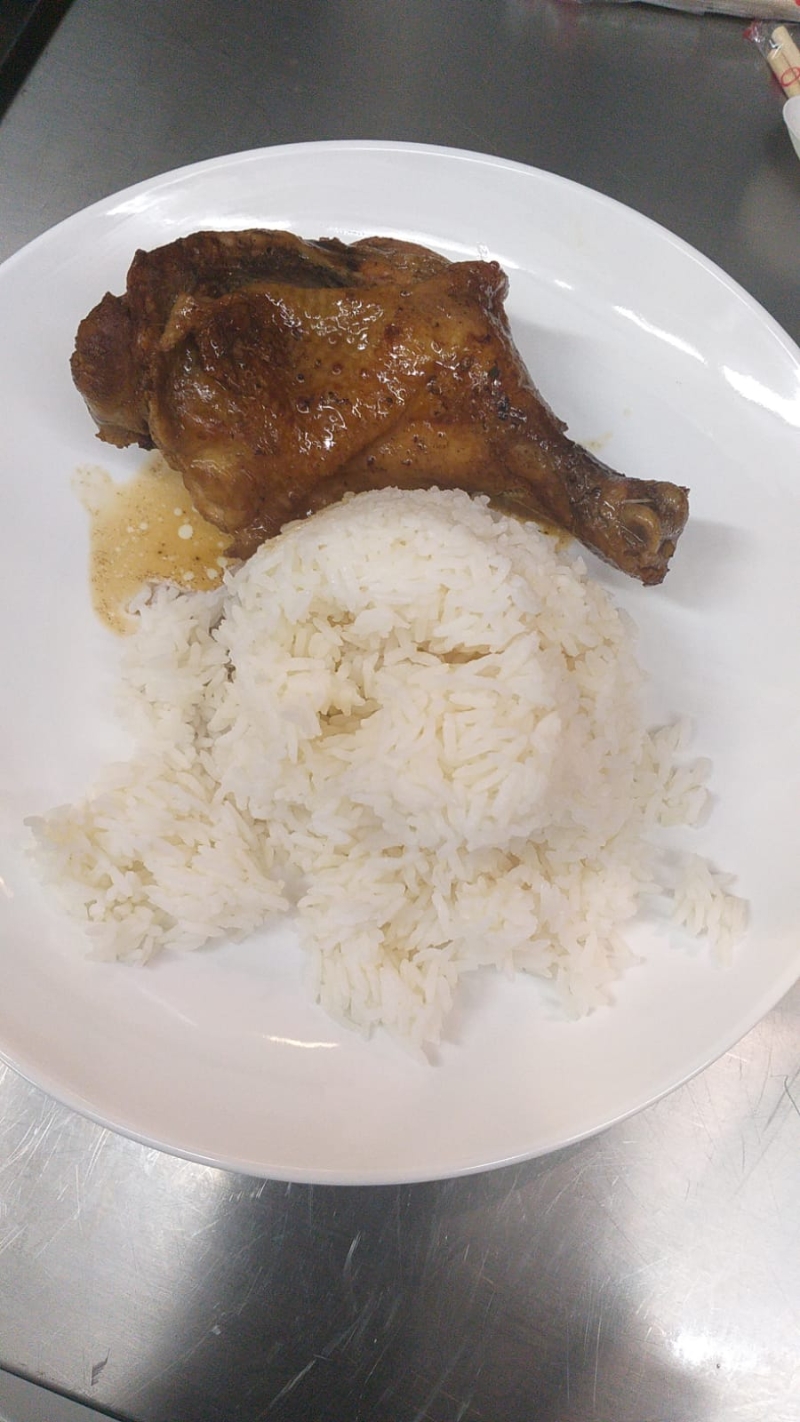 茶居更推出$8卤水鸡髀饭优惠 茶居更推出$8卤水鸡髀饭优惠