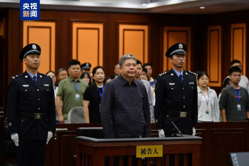 正部级“大老虎”韩勇被判死缓 正部级“大老虎”韩勇被判死缓