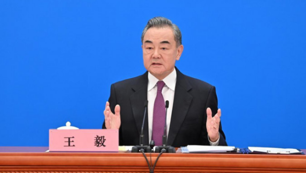 王毅将出席5月30日在中国香港举行的《关于建立国际调解院的公约》签署仪式。 王毅将出席5月30日在中国香港举行的《关于建立国际调解院的公约》签署仪式。