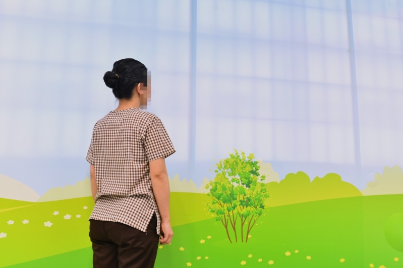 在囚人士阿珊(化名)表示,期望在职业治疗助理课程学有所成,将来从事长者复康相关的工作,为帮助弱势社群出一分力。 卢江球摄 在囚人士阿珊(化名)表示,期望在职业治疗助理课程学有所成,将来从事长者复康相关的工作,为帮助弱势社群出一分力。 卢江球摄