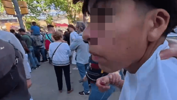 涉辱华巴塞球迷被抓。 涉辱华巴塞球迷被抓。