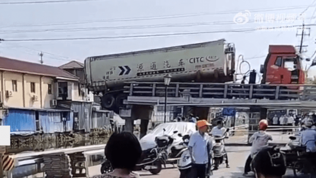 vlcsnap-2025-05-22-15h23m33s112 vlcsnap-2025-05-22-15h23m33s112