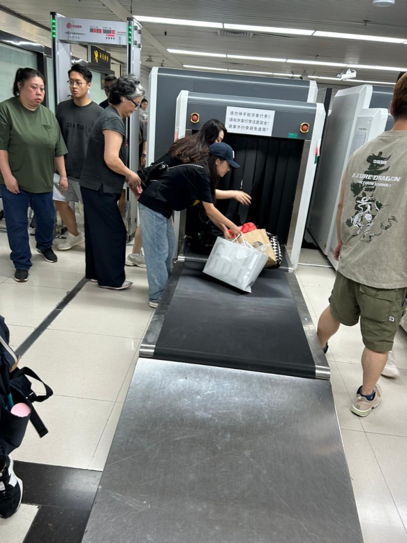 现场行李围栏已被拆除。 现场行李围栏已被拆除。