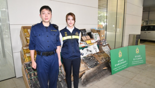 赴澳门走私船鱼目混珠 赴澳门走私船鱼目混珠