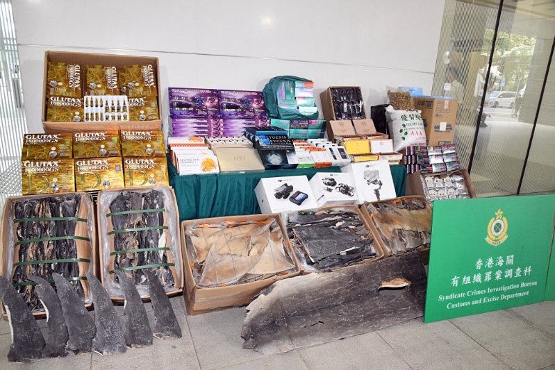 海关展示证物。 海关展示证物。