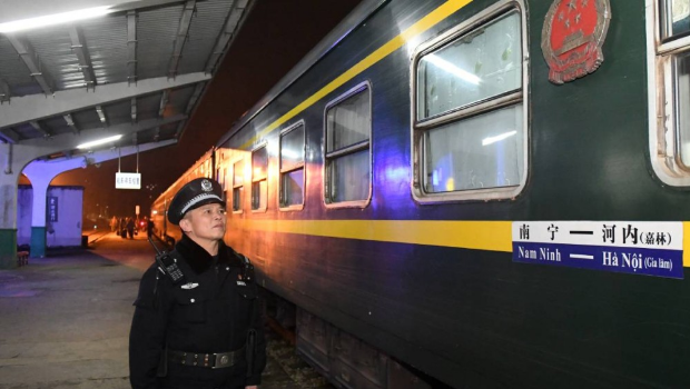 中越国际旅客列车时隔五年恢复运行。 中越国际旅客列车时隔五年恢复运行。