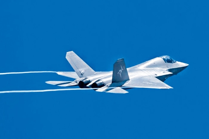 新型隐形战机歼-35A现身珠海上空。 新型隐形战机歼-35A现身珠海上空。