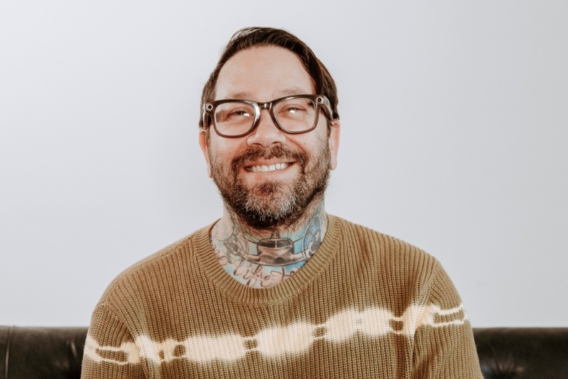 美国知名音乐经纪人夏皮罗(Dave Shapiro)在事故中丧生。 美联社 美国知名音乐经纪人夏皮罗(Dave Shapiro)在事故中丧生。 美联社