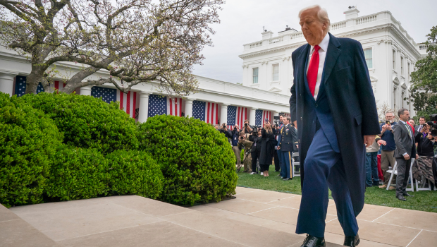 白宫国家安全委员会进行大裁员,裁员比例超过50%。 白宫国家安全委员会进行大裁员,裁员比例超过50%。