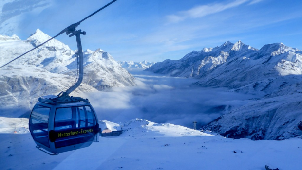 采尔马特附近发现5具滑雪者遗体。 采尔马特附近发现5具滑雪者遗体。