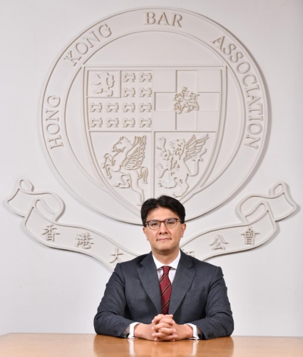 大律师公会主席毛乐礼资深大律师星期二将出席香港法律服务论坛,并主持一场专题讨论。 大律师公会主席毛乐礼资深大律师星期二将出席香港法律服务论坛,并主持一场专题讨论。