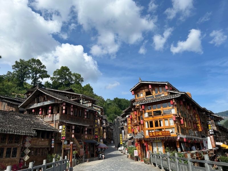 到访肇兴侗寨的游客今年或倍增至200万人次。 到访肇兴侗寨的游客今年或倍增至200万人次。