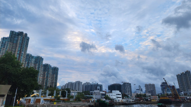 短暂时间有阳光。 短暂时间有阳光。