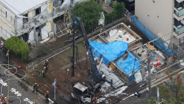 东京地盘爆炸现场。美联社 东京地盘爆炸现场。美联社