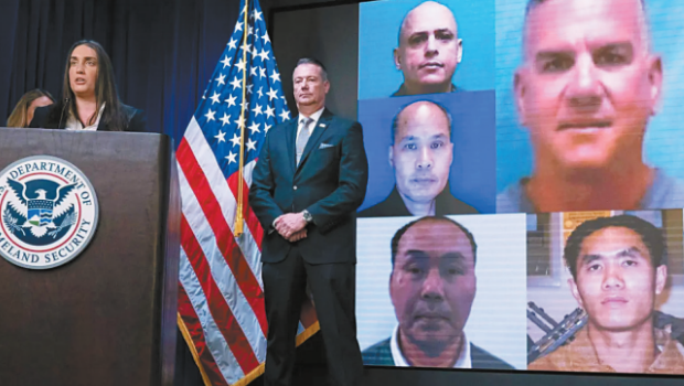 特朗普政府已向联邦高院提出紧急申请,暂停麻省法院一项禁止将无证移民遣送南苏丹的裁决,争取恢复以第三国安置无法遣返原籍国的移民。 特朗普政府已向联邦高院提出紧急申请,暂停麻省法院一项禁止将无证移民遣送南苏丹的裁决,争取恢复以第三国安置无法遣返原籍国的移民。