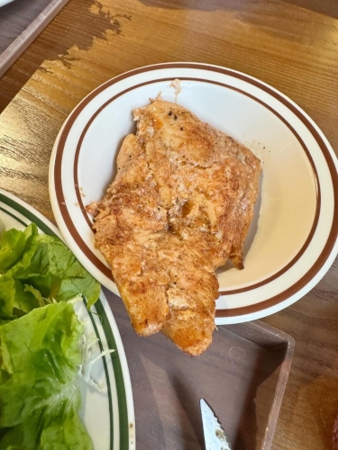 还可以$15加配鸡胸肉 还可以$15加配鸡胸肉