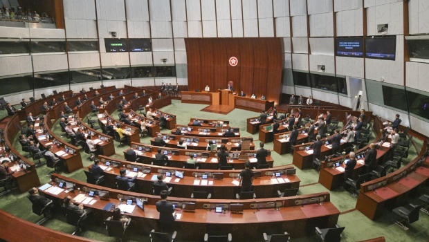 李家超出席立法会互动交流答问会。 李家超出席立法会互动交流答问会。