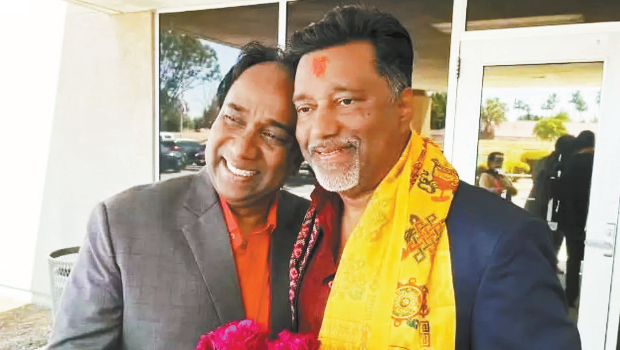 阿杰‧迪夫(右)日前获释后与兄弟开心合照 阿杰‧迪夫(右)日前获释后与兄弟开心合照