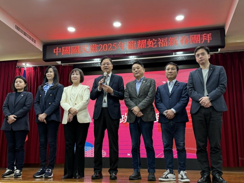 张善政(中) 张善政(中)