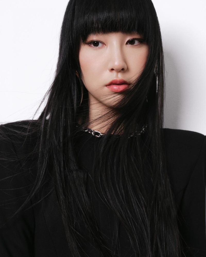 炎明熹女大十八变。 炎明熹女大十八变。