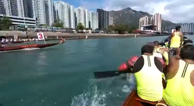 4号龙舟健儿落力划艇。 4号龙舟健儿落力划艇。