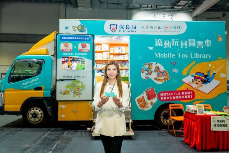 总理蔡加敏女士亲临参 总理蔡加敏女士亲临参