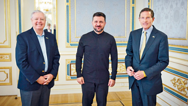 俄代表团赴土准备和谈 俄代表团赴土准备和谈