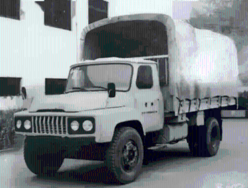 广州雨夜屠夫罗树标犯案驾驶的是轻型货车。 广州雨夜屠夫罗树标犯案驾驶的是轻型货车。