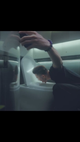 前TVB小生公开舔厕影片 前TVB小生公开舔厕影片