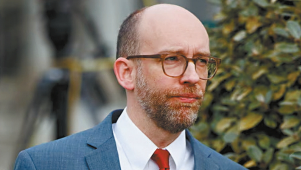 传预算主管沃特有望掌政府效率部 传预算主管沃特有望掌政府效率部