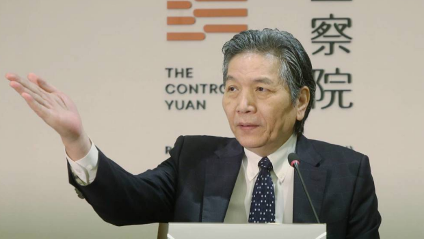 “监察院”秘书长李俊俋因不当使用公务车请辞获准一事,“监察院”副院长李鸿钧2日举行记者会。 “监察院”秘书长李俊俋因不当使用公务车请辞获准一事,“监察院”副院长李鸿钧2日举行记者会。