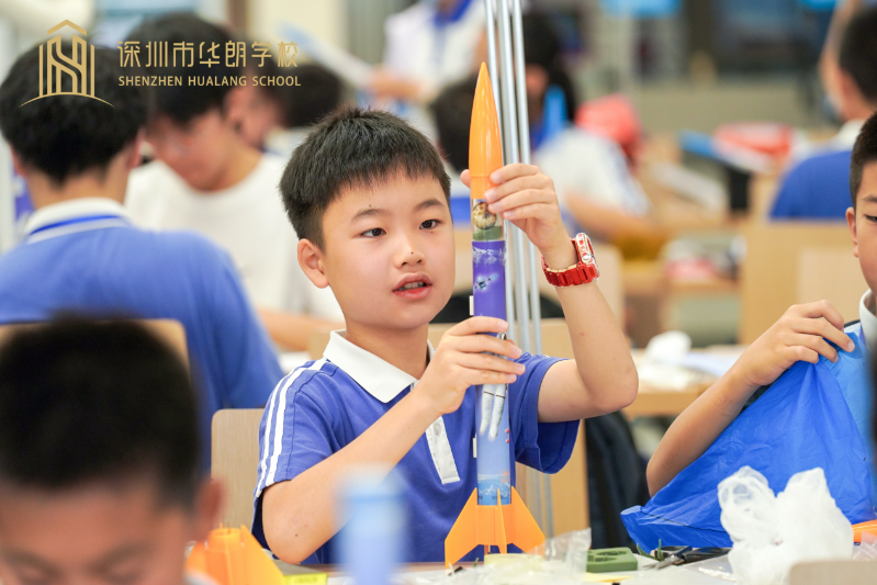 1400航模少年逐梦蓝天 1400航模少年逐梦蓝天