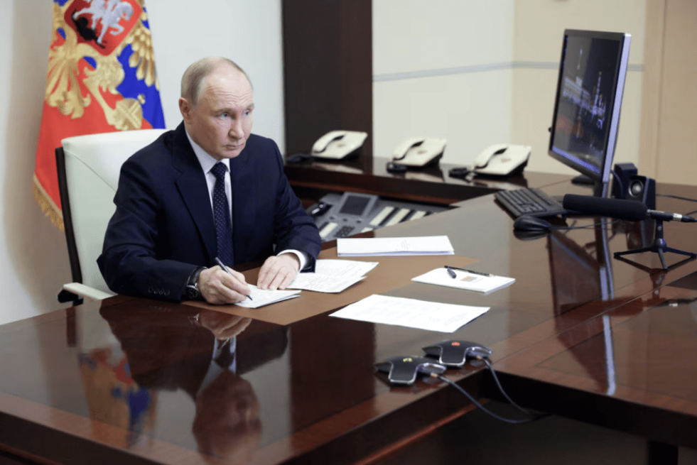 普京扬言对乌克兰无人机袭击事件展开报复。 路透社.png 普京扬言对乌克兰无人机袭击事件展开报复。 路透社.png