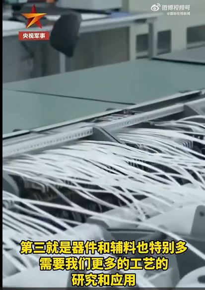 导弹全自动无人生产线。 导弹全自动无人生产线。