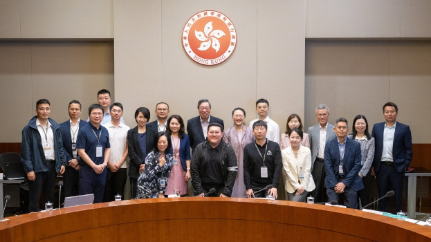 梁君彦与立法会秘书长卫碧瑶与科大讯飞副总裁王玮会面。梁君彦fb 梁君彦与立法会秘书长卫碧瑶与科大讯飞副总裁王玮会面。梁君彦fb