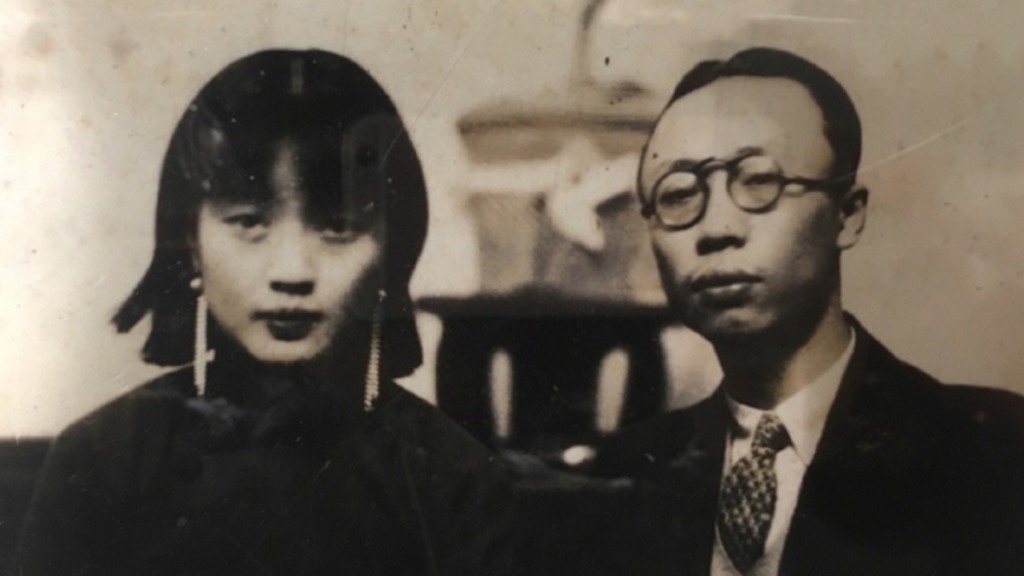 婉容因溥仪的冷落而生活痛苦。 婉容因溥仪的冷落而生活痛苦。