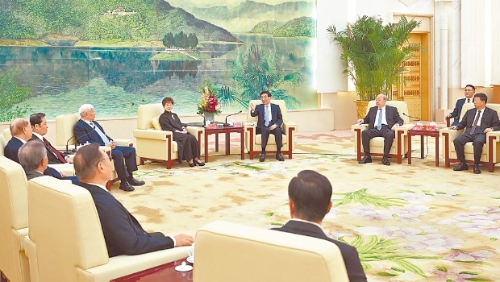 王沪宁会见台方代表 王沪宁会见台方代表