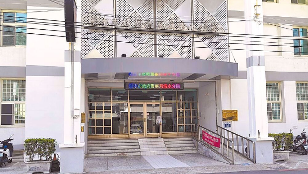 台中市2名女大生7日顺利返台 台中市2名女大生7日顺利返台