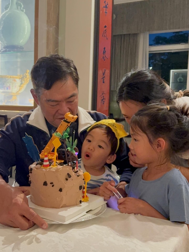 李美慧为儿子举行2岁生日,令豪宅内貌进一步曝光。 李美慧为儿子举行2岁生日,令豪宅内貌进一步曝光。