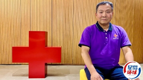 战火中守护生命最后尊严 战火中守护生命最后尊严