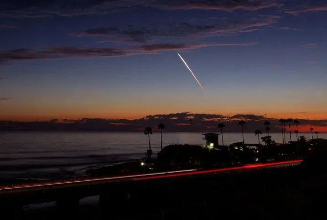 卫星坠落 卫星坠落